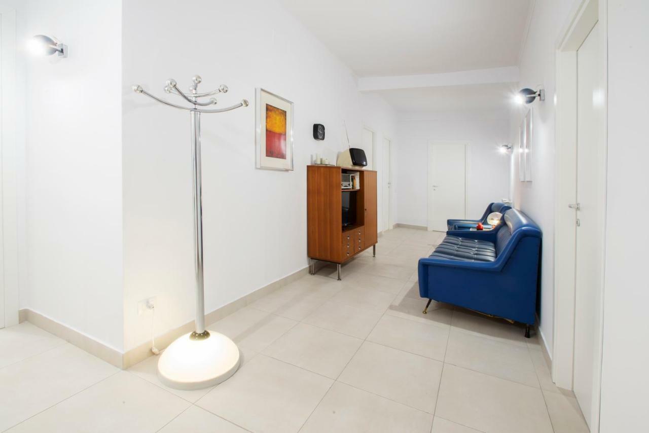 Interno16HolidayHome Nápoles Exterior foto